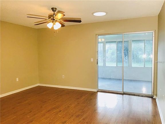 4th image of 1724 California Ave