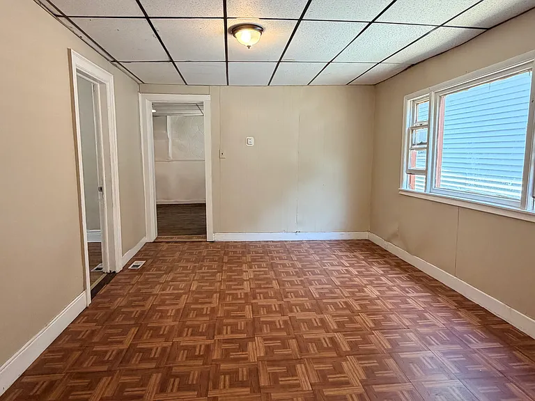 102 Box Ave #1 — Photo 5