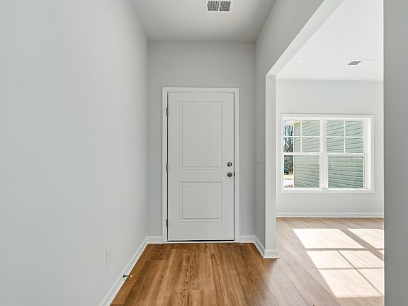 4th image of 284 Lexyryan Ct.