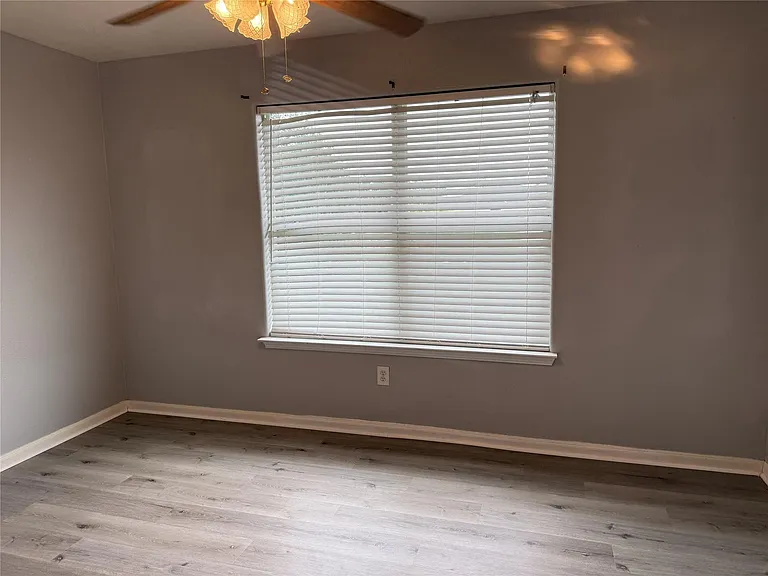 4635 Canadian River Ct — Photo 10