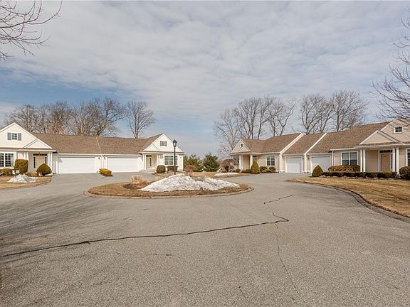 5th image of 170 Providence Pike Unit 85