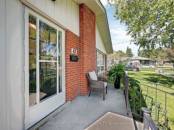 2nd image of 42 Beacon Rd
