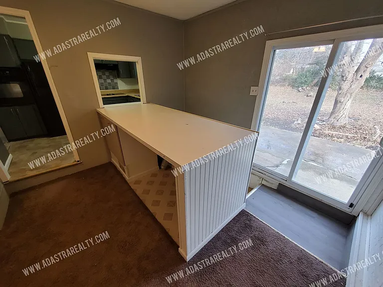 9909 Wheeling Ave — Photo 8