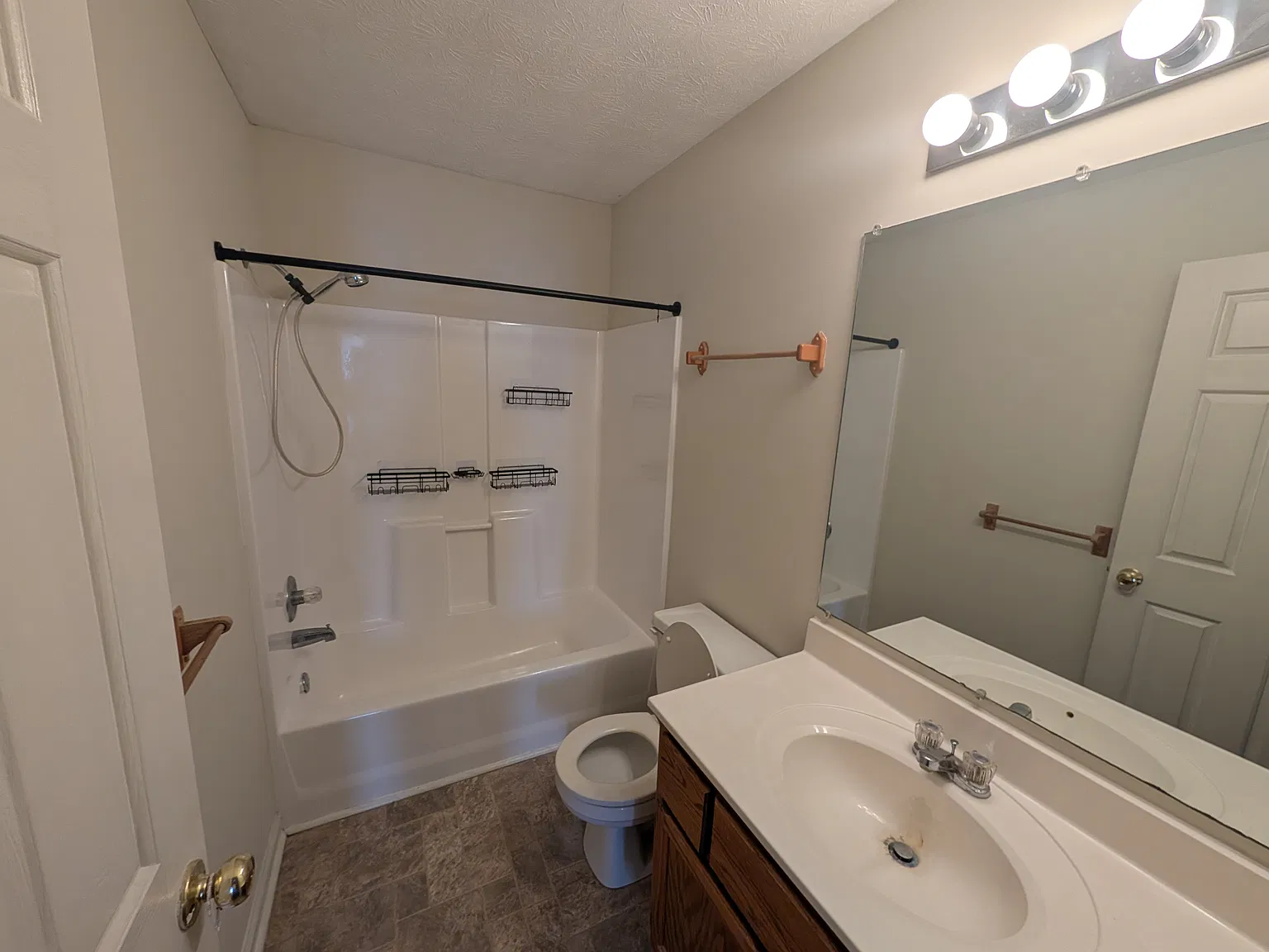 160 S Keeneland Dr — Photo 3