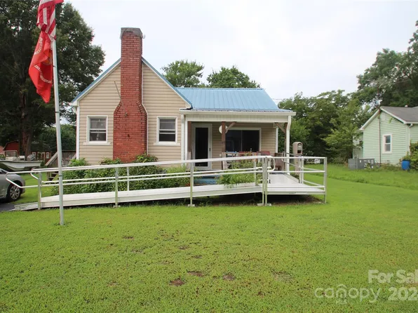 109 Ray St, Cherryville, NC 28021