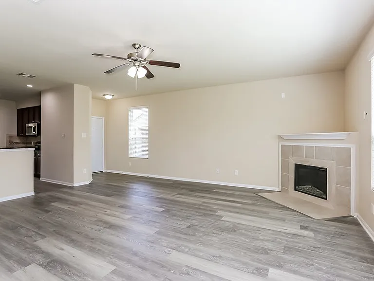 12430 Greencanyon Dr — Photo 4