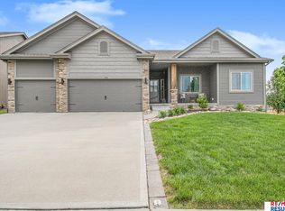 7919 S 188th St, Omaha, NE 68136