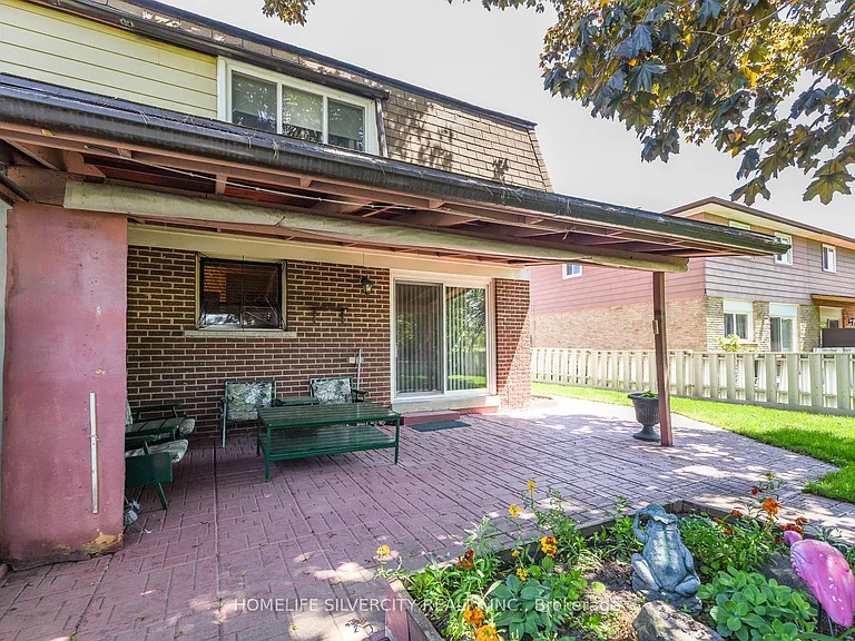 7378 Bybrook Dr — Photo 4