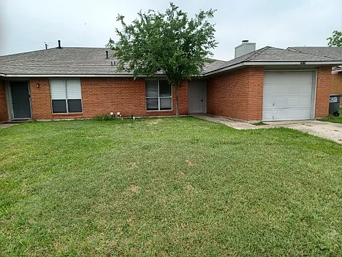 3911 William St Photo 1