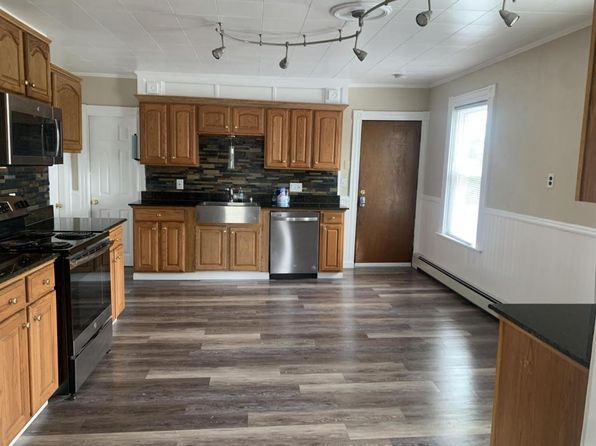 165 Bellingham St FLOOR 2