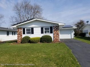 195 Central Blvd, Brick, NJ 08724