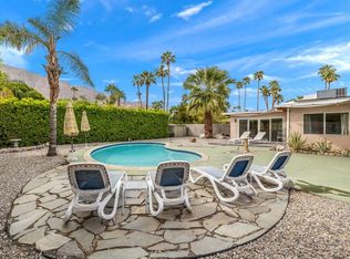 1127 E San Lucas Rd, Palm Springs, CA 92264