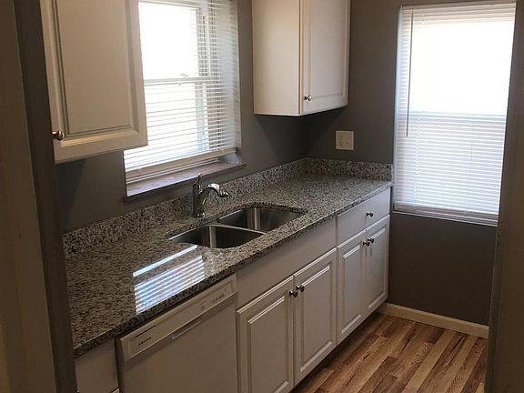 5th image of 8071 Colette Ln