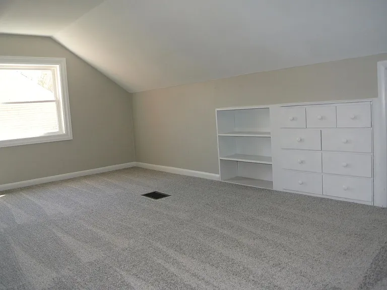 3121 Clifford Ave — Photo 25