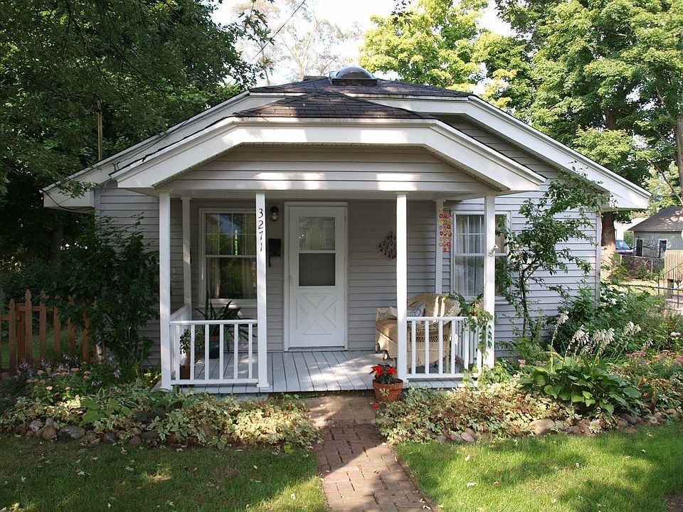 1st image of 3271 Riverview Ave NE