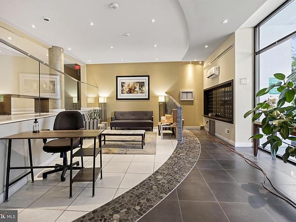 4th image of 3601 Wisconsin Ave NW APT 210
