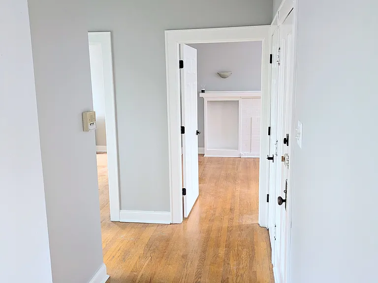 4416 1/2 N Ashland Ave #2 — Photo 15