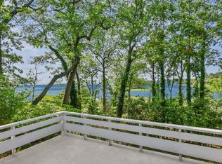 12 Outer Rd, Norwalk, CT 06854