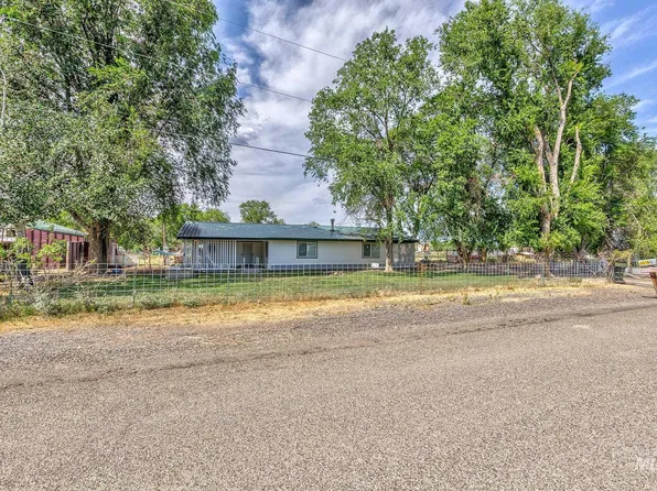 3315 NW 7th Ave, Ontario, OR 97914