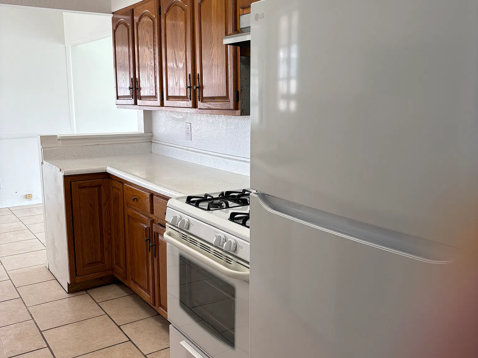 3 bed, 1243 sqft, $1,300 — Photo 2