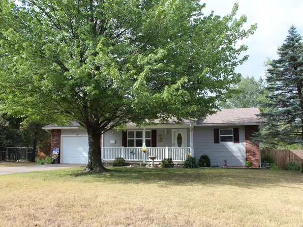 2715 E 2nd Street, Joplin, MO 64801