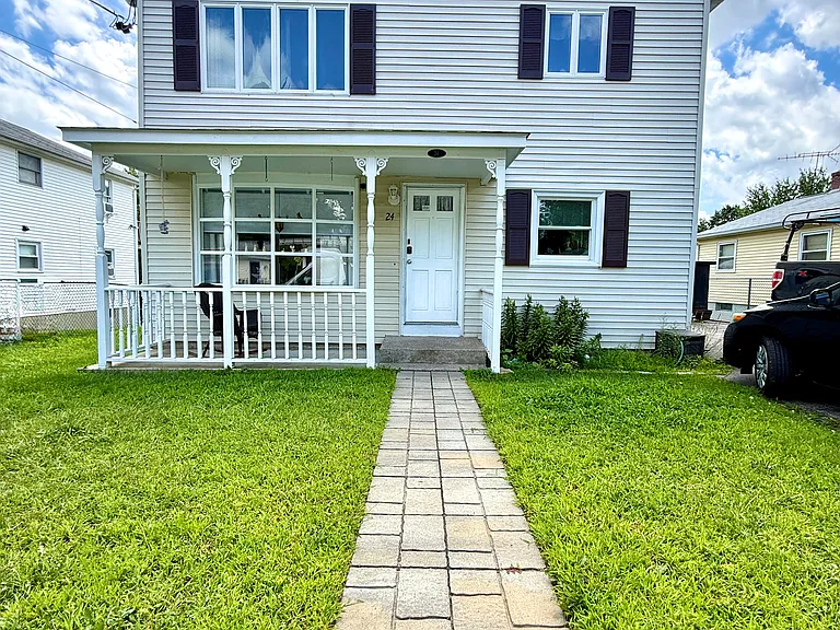 24 Morris Ave #2 — Photo 1