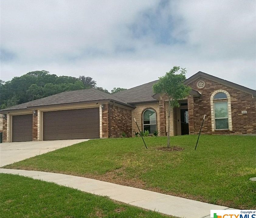 1st image of 3906 Flatrock Mountain Dr