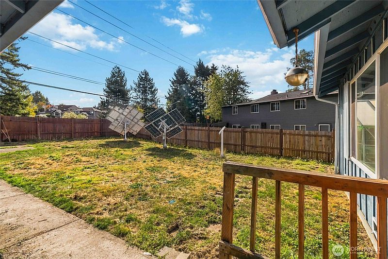 3rd image of 23213 116th Avenue SE