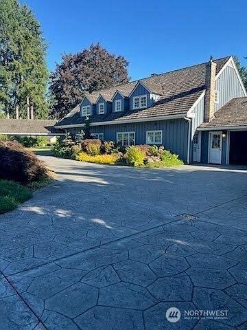 2nd image of 25 Forest Glen Lane SW