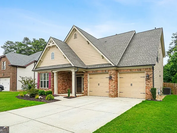 1333 Champion Run Dr, Dacula, GA 30019