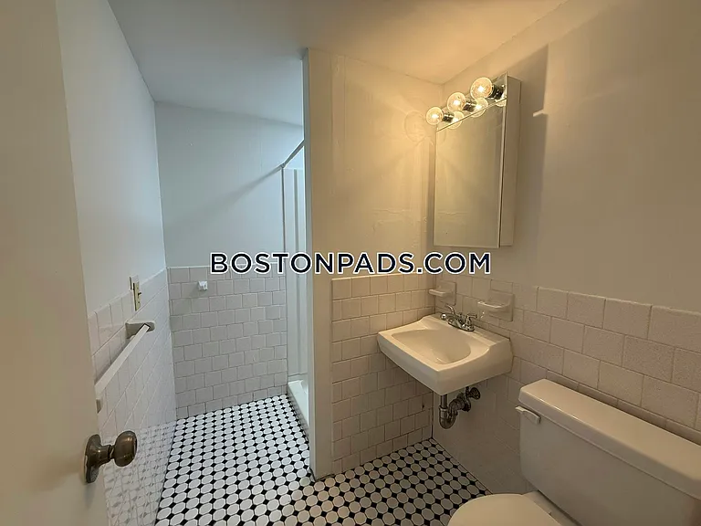 20 Hubbard Ave #5612 — Photo 5