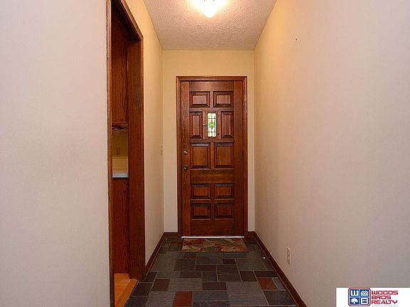 3rd image of 4711 S 44th St