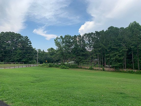 4.2 acres completely fenced 