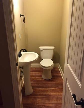 Down stairs 1/2 bath
