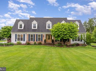 8 N Alydar Blvd, Dillsburg, PA