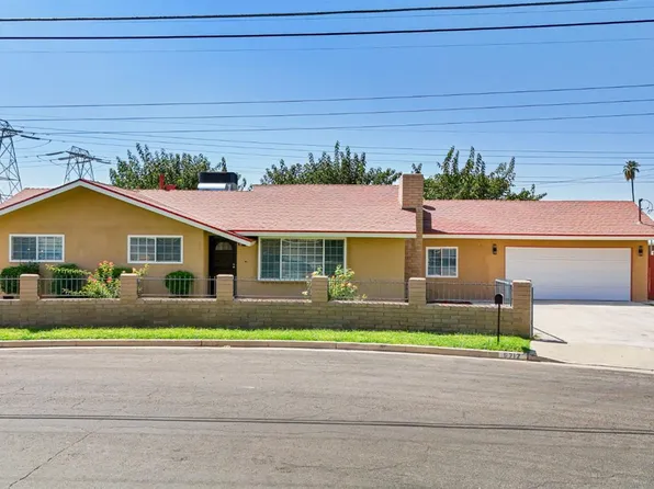 9712 San Emidio St, Lamont, CA 93241