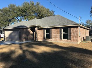 824 Barreca St, Norco, LA 70079