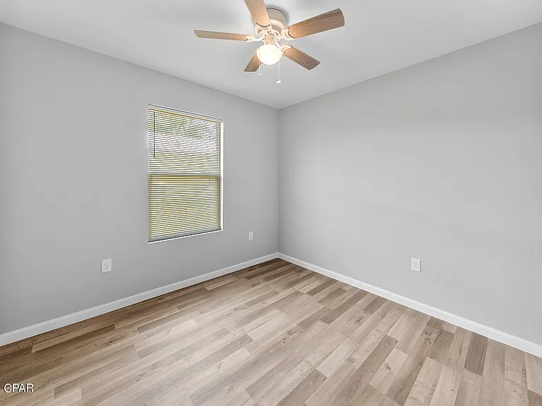 3109 E 2nd Plz — Photo 6