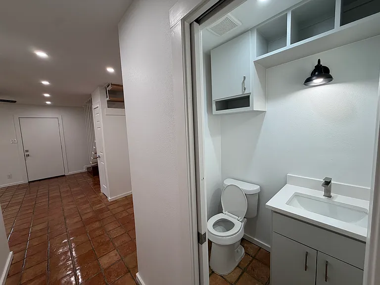 1205 Autrey St #5 — Photo 3