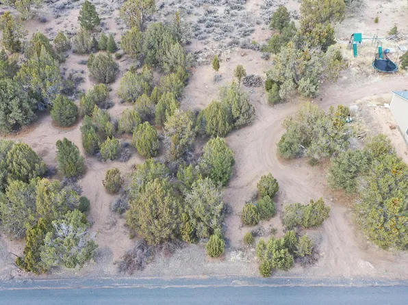 177 E Forest Dr, Central, UT 84722