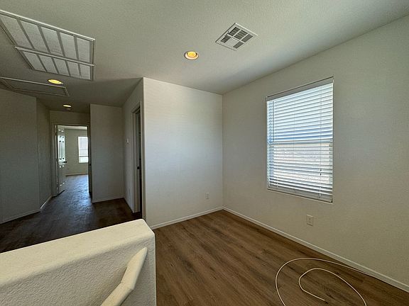 3rd image of 8751 Autumn Teal Ave