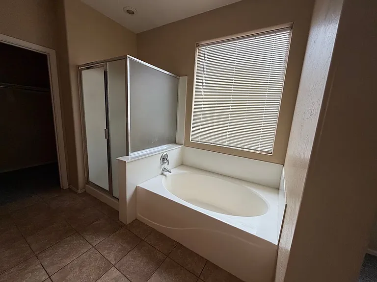 3202 S 104th Ave — Photo 18