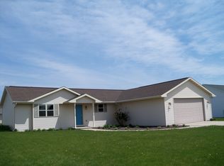2101 Gadwall Ln, Green Bay, WI 54311