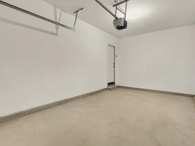 10 Clearwater Cv — Photo 61
