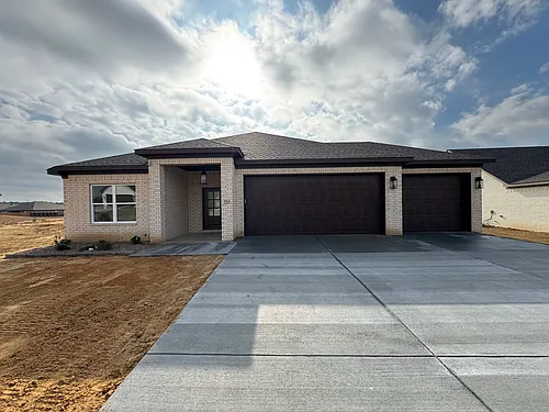 117 Kelton Ln Photo 1