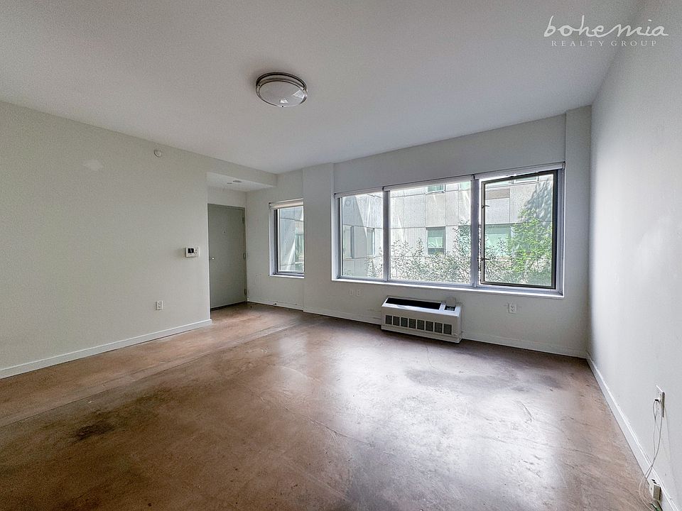 1st image of 4857 Broadway APT 3C