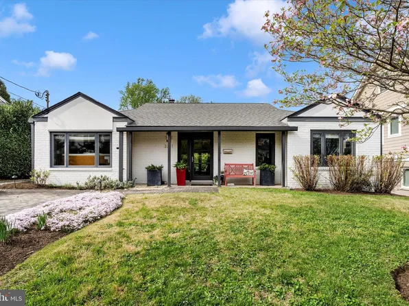 3311 Coquelin Ter, Chevy Chase, MD 20815