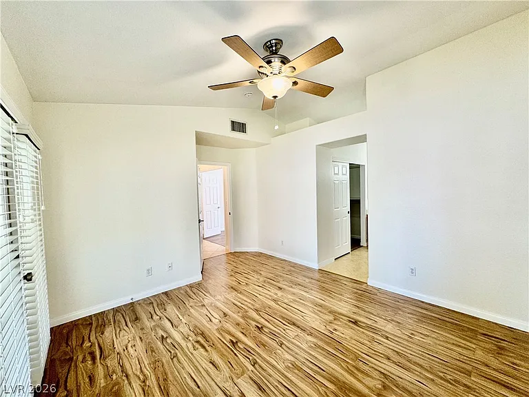 1437 Waterton Dr — Photo 11