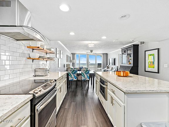3rd image of 3815 S Atlantic Ave APT 305