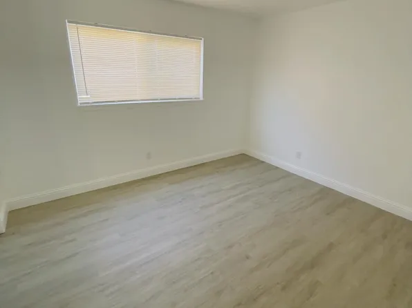 141 Starr Ave APT C, Turlock, CA 95380